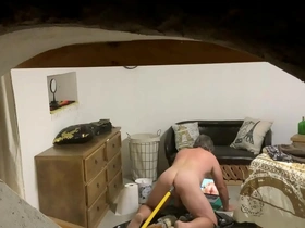 Peeping tom