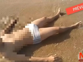 Macho na praia e o outro no seu barraco - previa