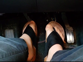 Pedal pumping in hausschuhen ** nylonfeet **