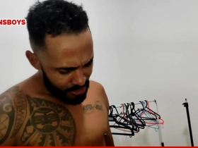 Prévia do filme - safados futebol clube - jogadores fazendo sexo no acampamento -  assista completo na assinatura
