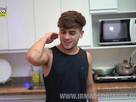 Leicy e flakael no pelo