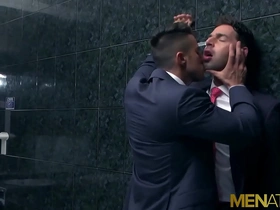 Menatplay handsome jock klein kerr anal fucks dario beck