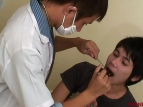Slim asian patient barebacked by doctor for cumshot
