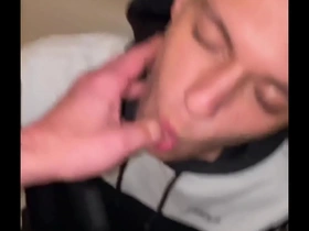 Blondinet batard à dispo le soir! vidéo intégrale sur ma chaîne xvideos.red, abonnement ou achat direct